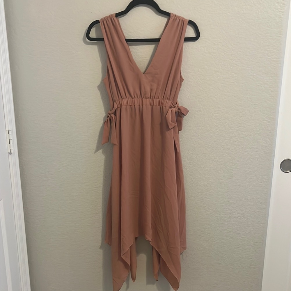 Sweet Storm Sleeveless Pink Dress - Size Medium - Excellent Condition